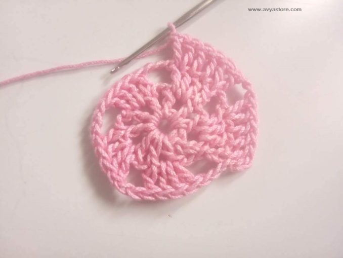 How To Crochet Pentagon Motif - Free Pattern and Instructions