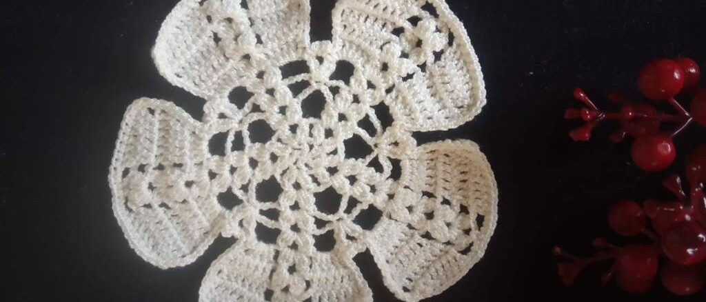 How to Crochet Large Flower Motif - Free Pattern