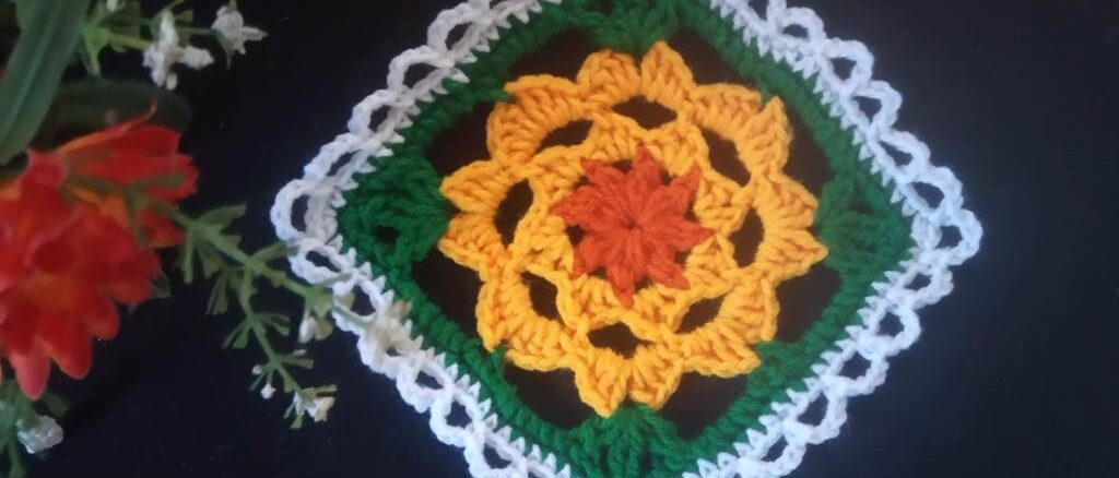 How to Crochet a Plum Blossom Granny Square - Free Pattern